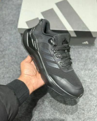 Adidas ClimaWarm Men’s – Insulated Cold Weather Shoes